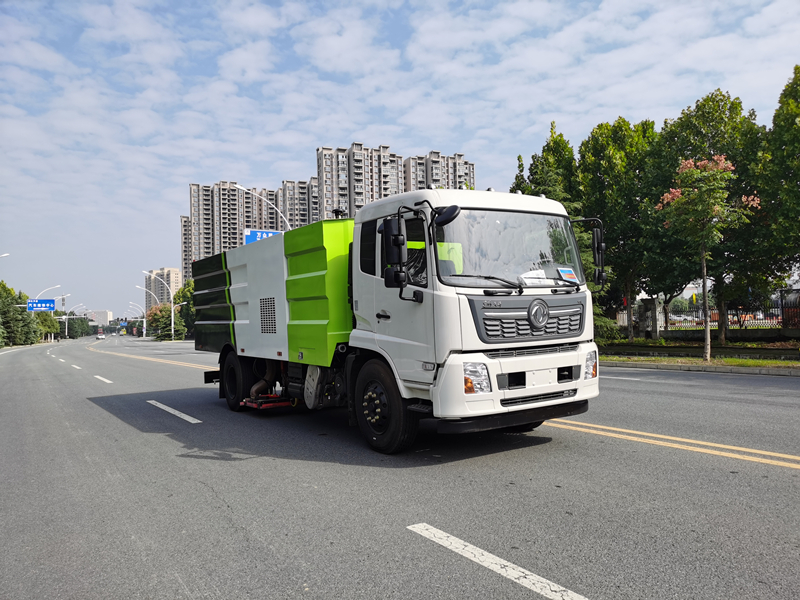 東風(fēng)天錦吸塵車國(guó)VI