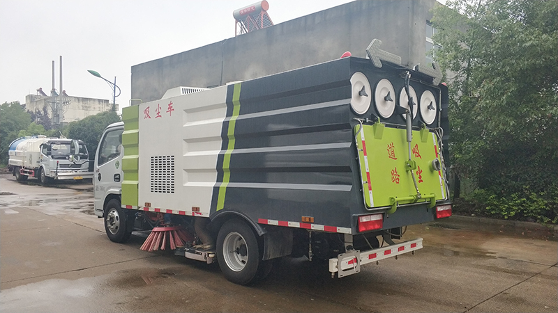 東風(fēng)小多利卡吸塵車國VI