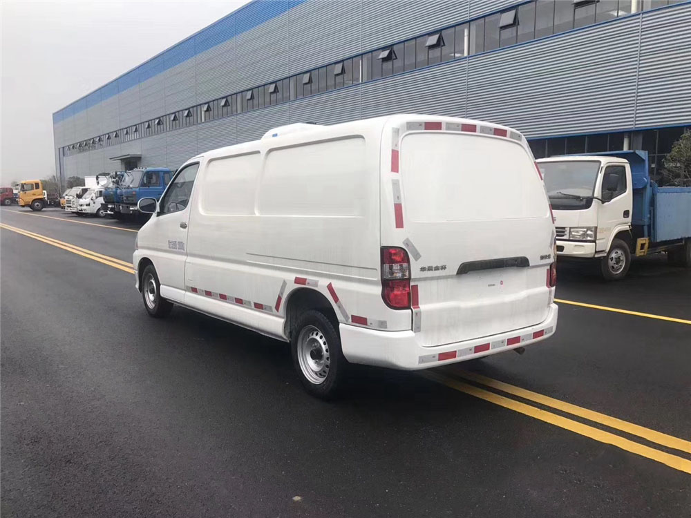 國(guó)六·金杯新快運(yùn) 面包冷藏車(chē)