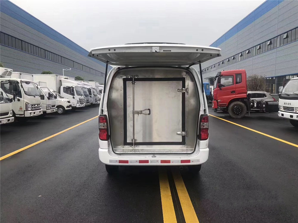 國(guó)六·金杯新快運(yùn) 面包冷藏車(chē)