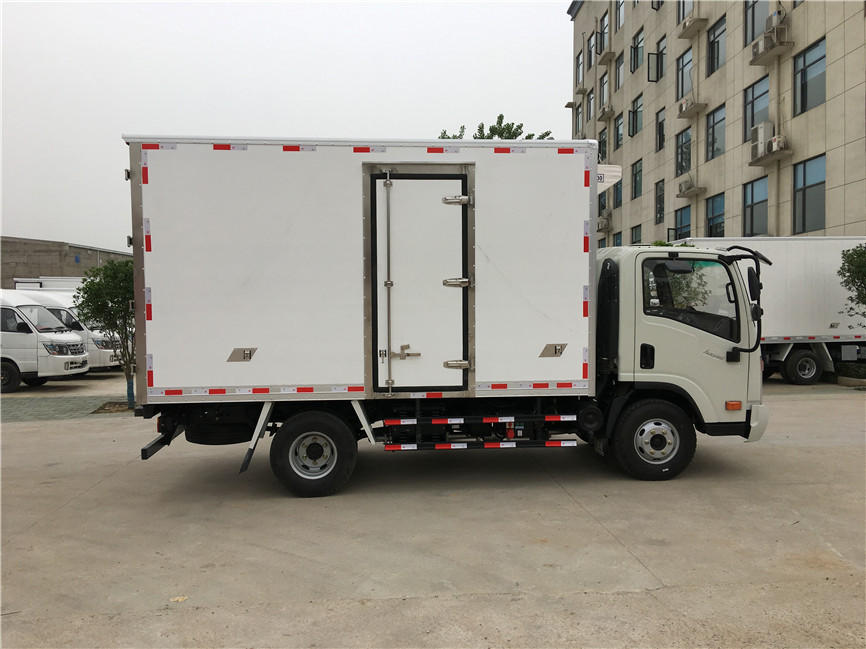 大運單排 4.2米冷藏車國六