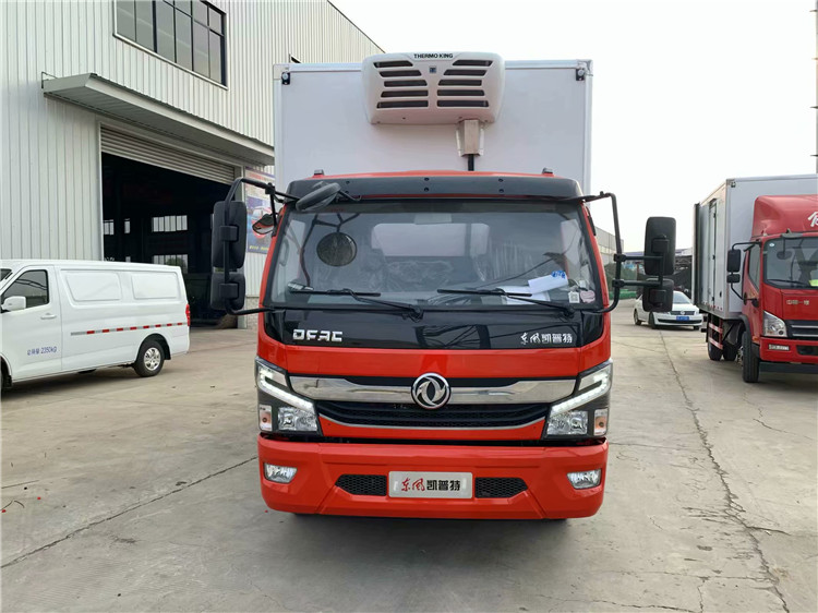 東風(fēng)多利卡D7冷藏車-國(guó)六