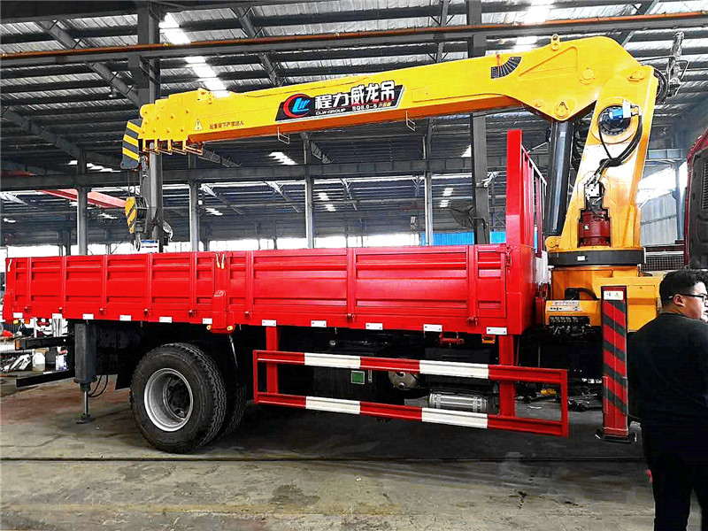 東風(fēng)錦程單橋8噸隨車吊