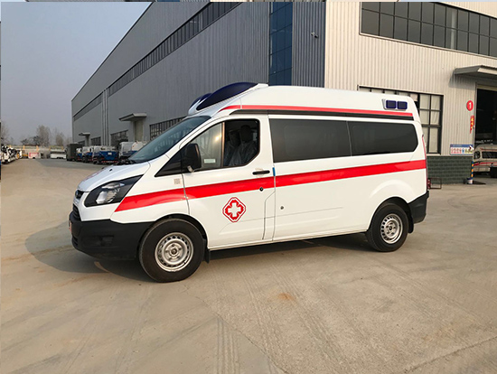 (國(guó)六)福特全順中軸中頂監(jiān)護(hù)型救護(hù)車